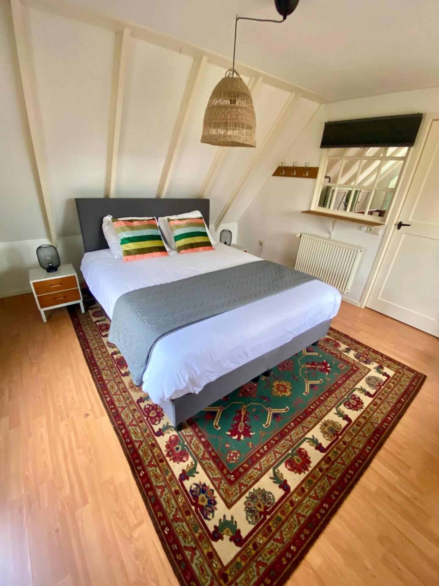 Loosan Lodges Gastenhuis Reutum Exteriör bild